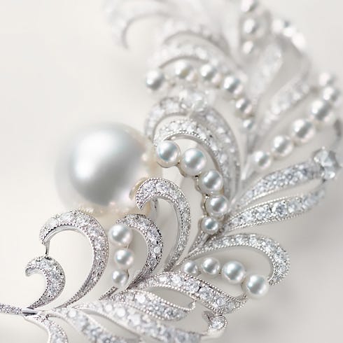 Supersize Brooches Lead Mikimoto's New High Jewelry Collection – JCK