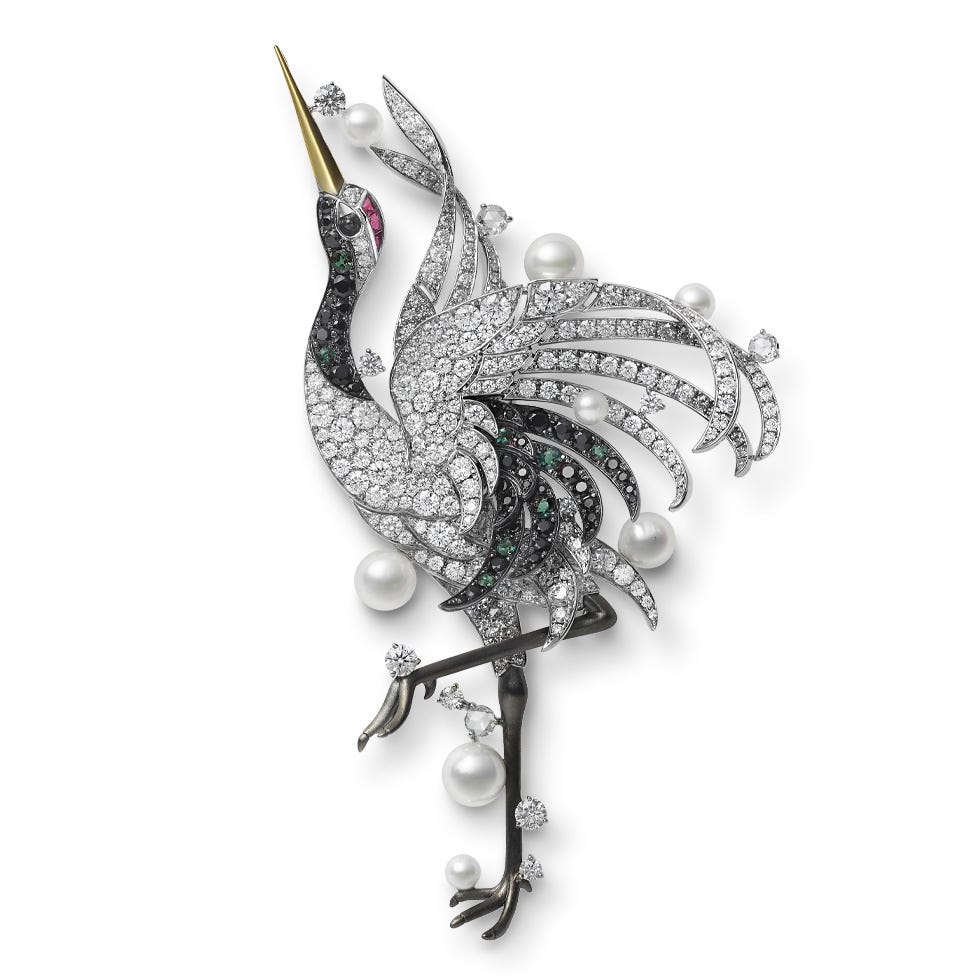 Supersize Brooches Lead Mikimoto's New High Jewelry Collection – JCK